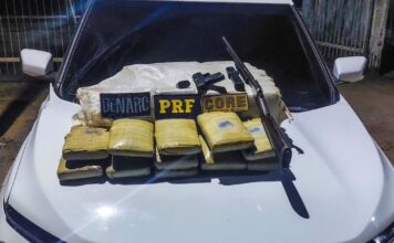 PRF prende homem com 30 quilos de maconha e duas armas em Manaquiri