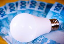 Aneel mantém bandeira amarela e conta de luz terá cobrança extra em setembro