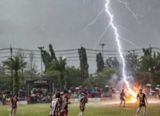 Raio atinge partida de futebol, mata jogador e deixa 12 feridos