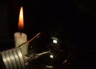 Moradores relatam apagão em diferentes bairros durante noite de calor intenso em Manaus