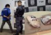 Suspeito é preso com duas peças de picanha escondidas sob a camisa em supermercado de Manaus