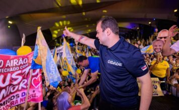 Roberto Cidade participa de ato que confirma Fausto Júnior na disputa à reeleição para deputado federal