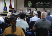Roberto Cidade conduz acordo com empresas médicas e garante repasse de R$ 276 milhões