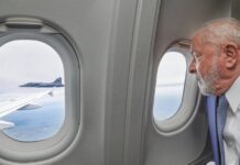 Lula volta a reclamar de avião presidencial e cobra aeronave mais moderna
