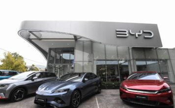 Cliente denuncia demora de 35 dias para conserto de carro na BYD de Manaus