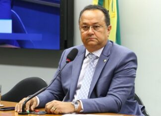 Silas Câmara perde 99,4% do patrimônio declarado e aparece com apenas R$ 21,2 mil