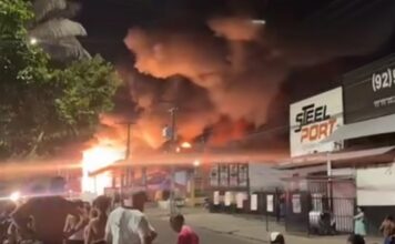 Loja destruída por incêndio em Manaus havia sido inaugurada recentemente