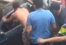 Motorista tenta fugir após bater em carros e despenca com veículo em igarapé no Alvorada