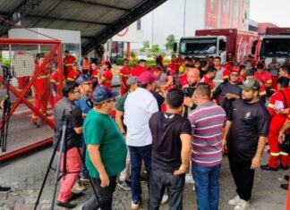 Mais de 100 caminhões ficam parados após funcionários da Coca Cola iniciarem paralisação em Manaus