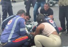 Passageira de moto sofre parada cardíaca após acidente com carreta em Manaus