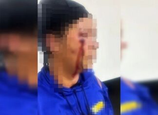 VÍDEO: Mulher é chicoteada na rua após ser acusada de envolvimento com homem casado