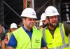 Roberto Cidade inspeciona construção de terminais flutuantes para comunidades do interior do Amazonas