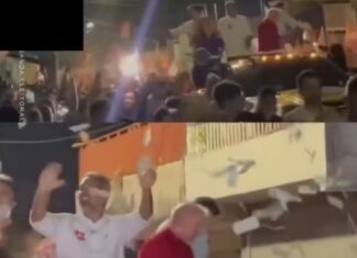 Dinheiro falso é jogado sobre comitiva de Lula em protesto eleitoral