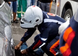 Moto e carro colidem no Rapidão e deixam um mort0 e outro ferido