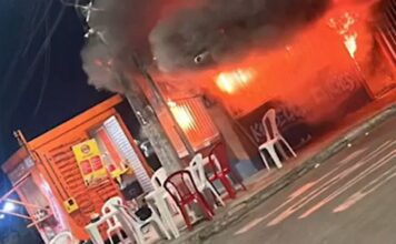 Fogo destrói restaurante e deixa proprietária com prejuízo em Itacoatiara no Amazonas
