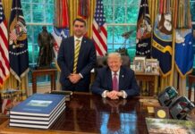 Trump elogia resultado de Flávio Bolsonaro e chama desempenho nas eleições de “grande vitória”